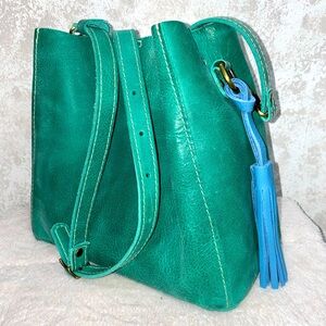 Green (reef) butterfly bucket leather purse